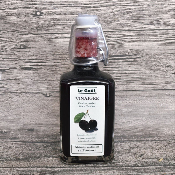 Vinegar with black cherry pulp and Tonka bean - Le Goût